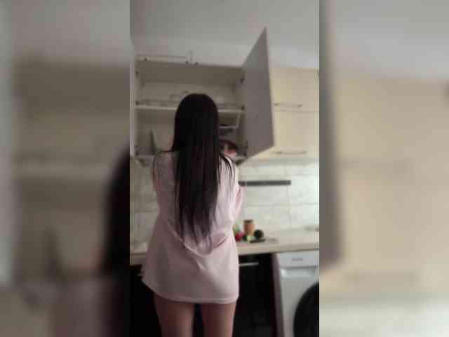 IvyNoirr webcam