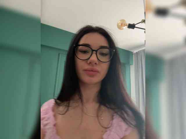 IvyNoirr webcam