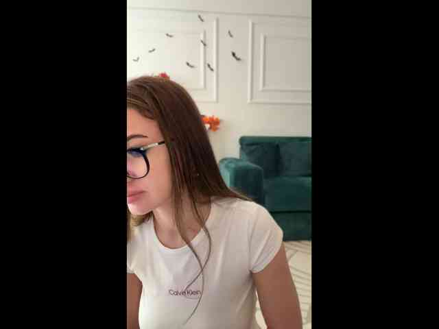 Modella: IvyyXOXO
