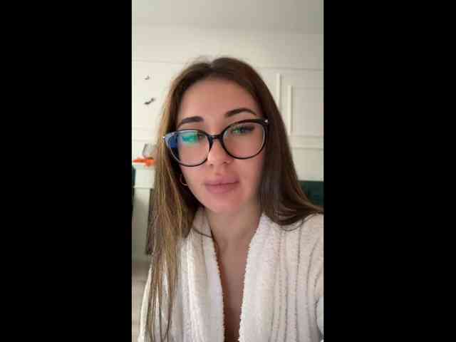 IvyyXOXO webcam