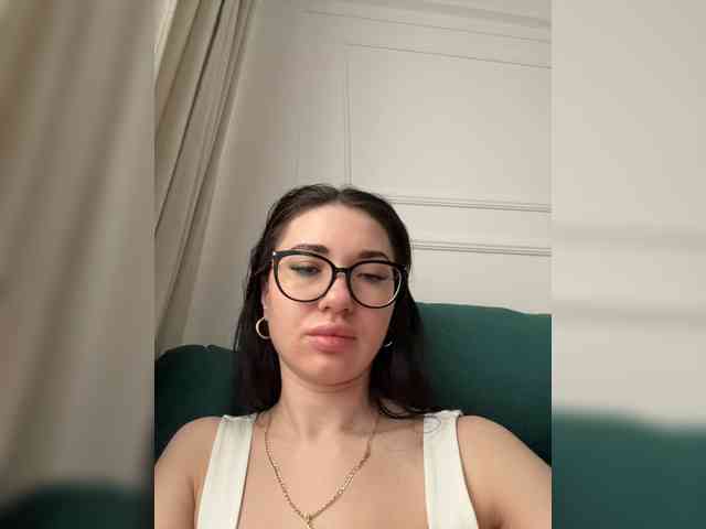 IvyNoirr webcam