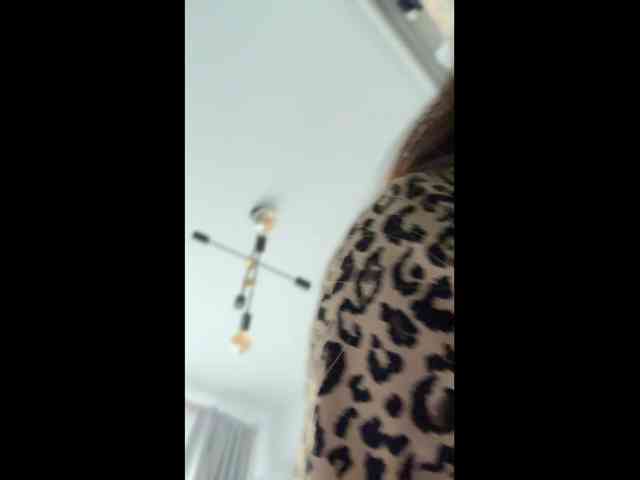 IvyyXOXO webcam