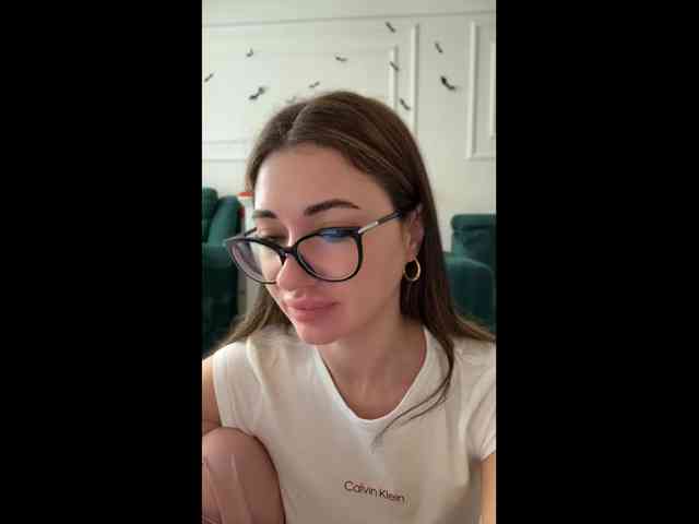 IvyyXOXO webcam