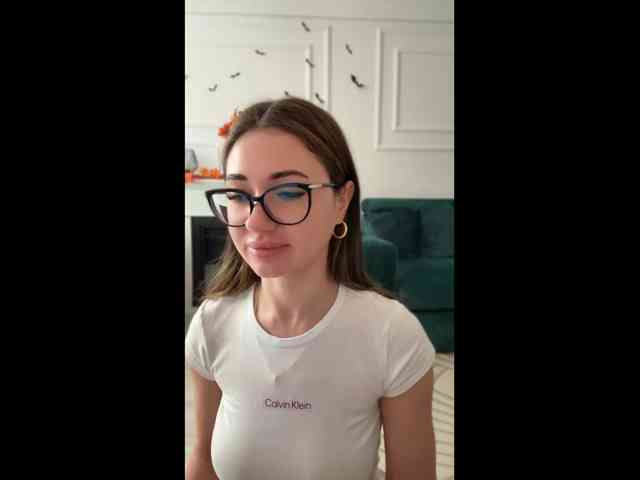 Modella: IvyyXOXO
