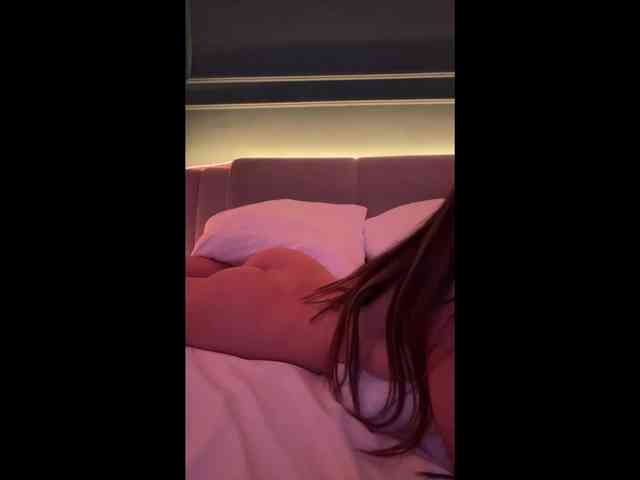 IvyNoirr webcam