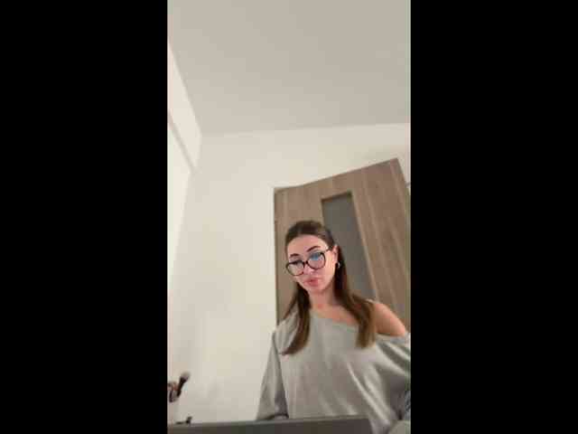 IvyyXOXO webcam