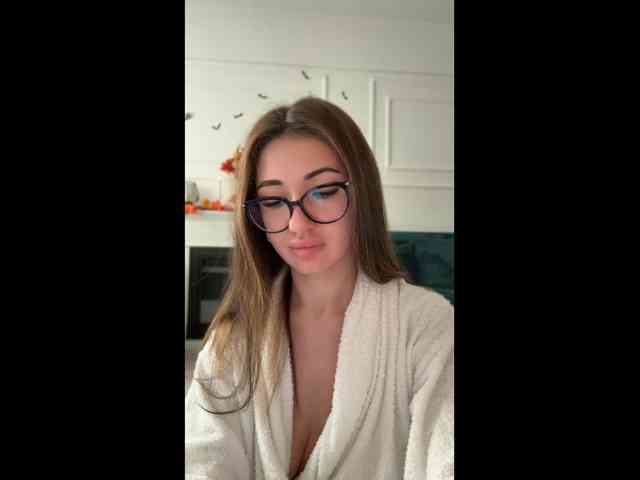 IvyyXOXO webcam
