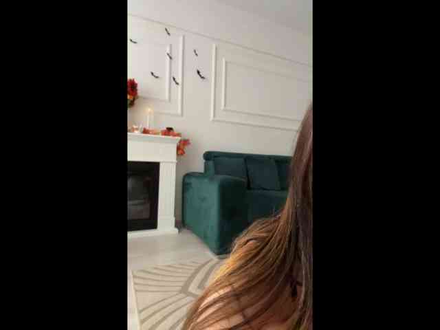 Modella: IvyyXOXO
