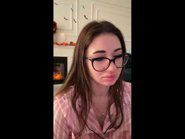 ivyyxoxo's live room