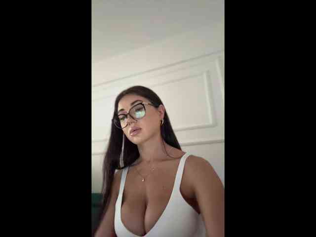 Modella: IvyNoirr