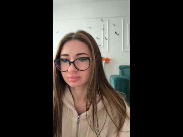 IvyyXOXO webcam