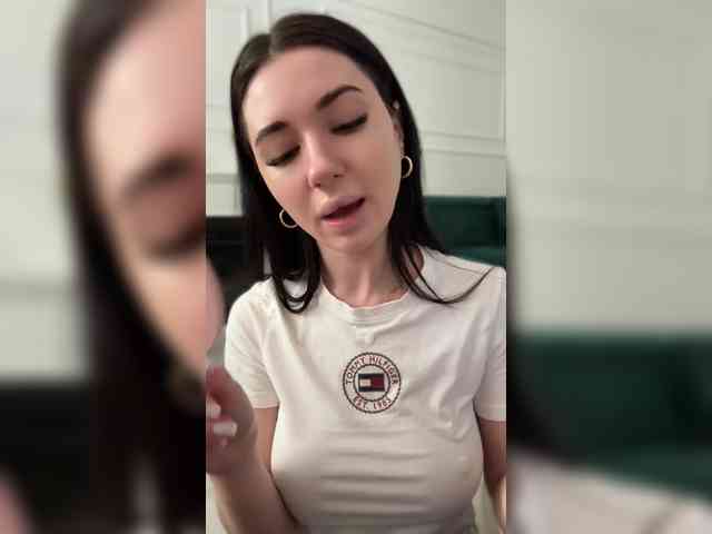IvyNoirr webcam