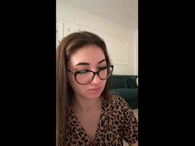 Modella: IvyyXOXO