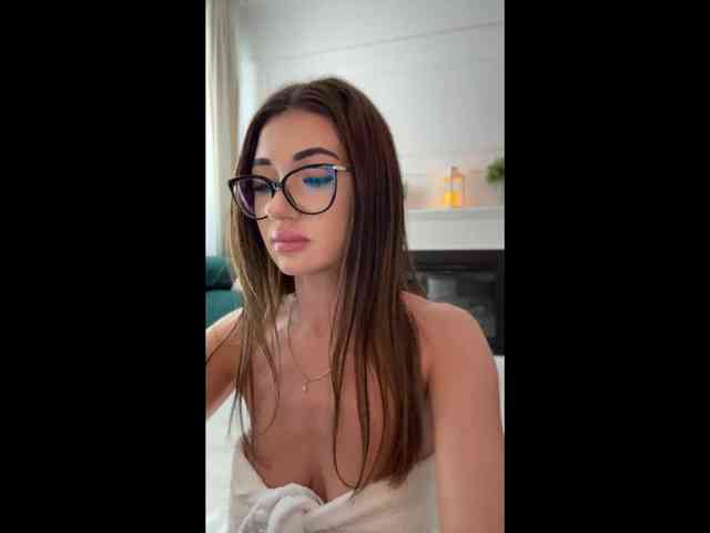 Modella: IvyyXOXO
