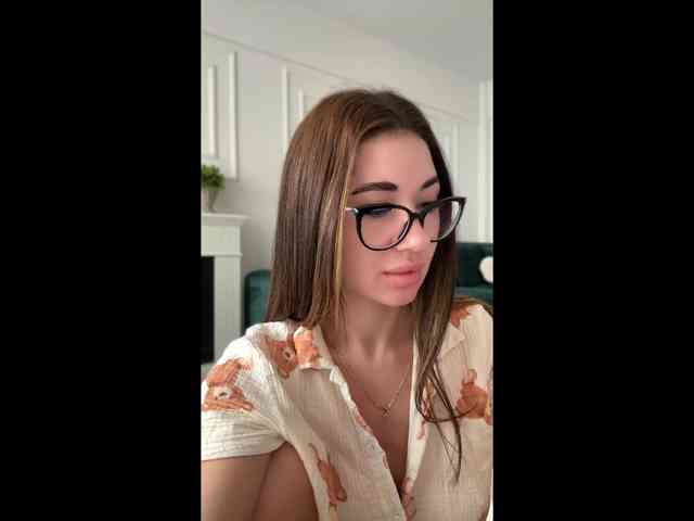 ivyyxoxo's live room