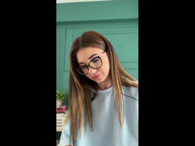 Modella: IvyyXOXO