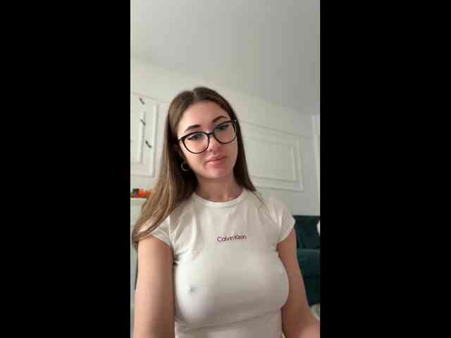 IvyyXOXO webcam