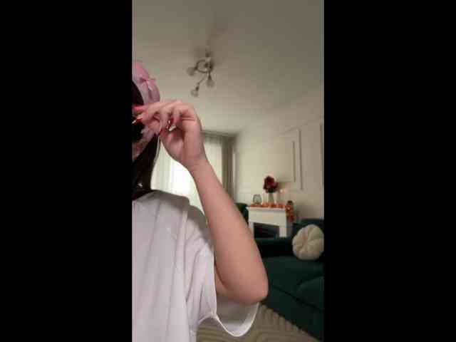 Modella: IvyyXOXO