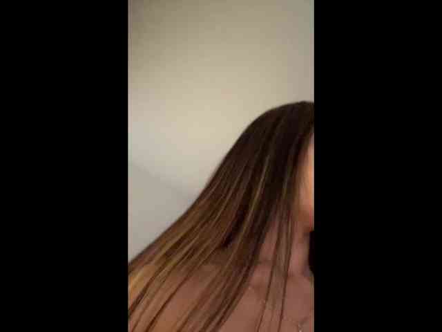 IvyyXOXO