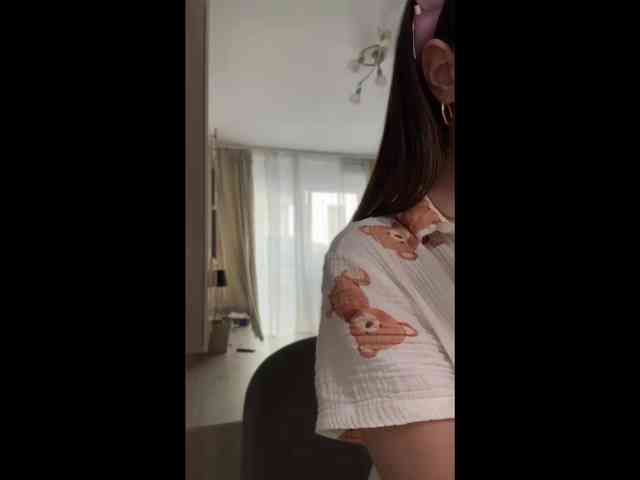 Modella: IvyyXOXO