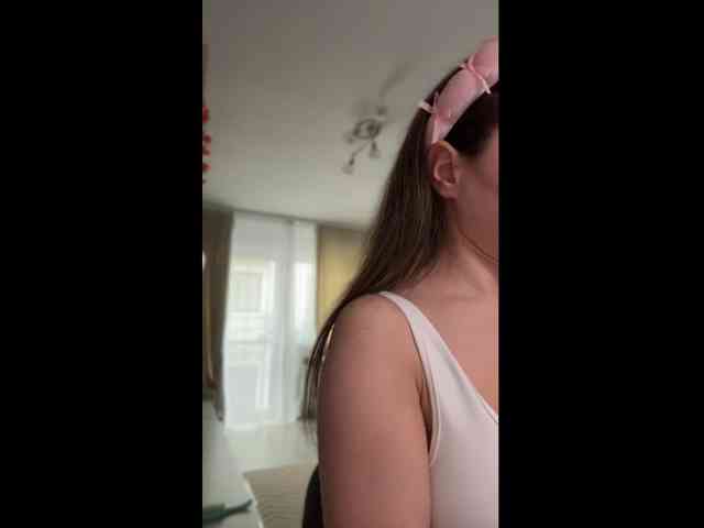 Modella: IvyyXOXO