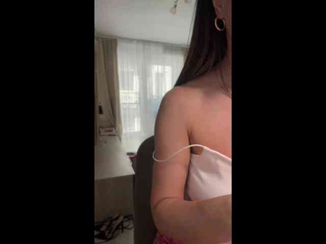 Modella: IvyyXOXO
