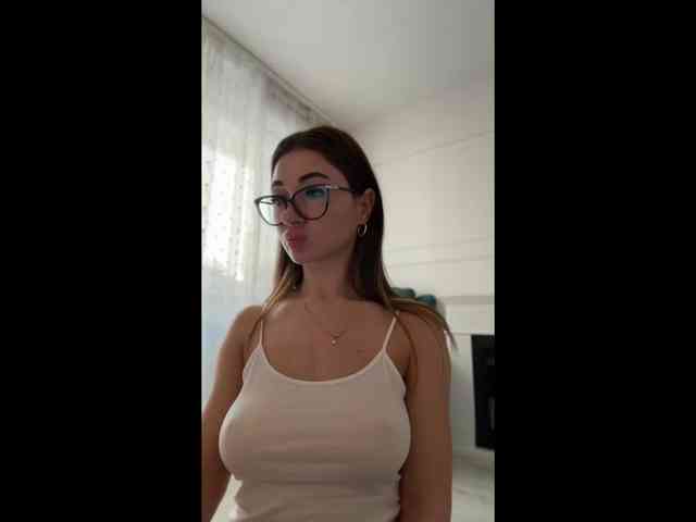 IvyyXOXO webcam