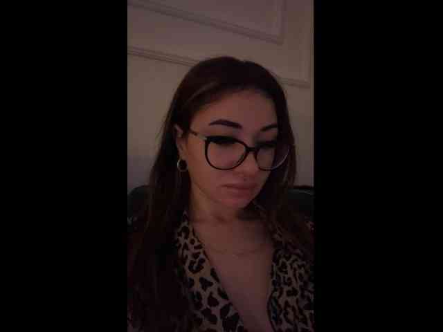Modella: IvyyXOXO