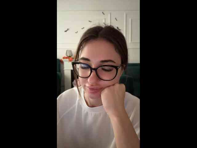 Modella: IvyyXOXO