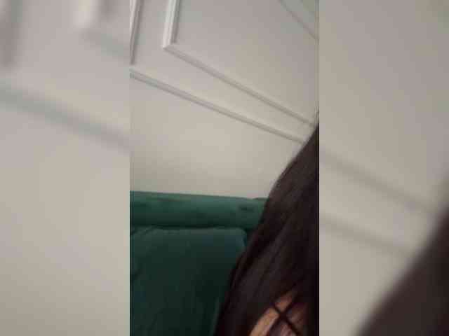 IvyNoirr webcam