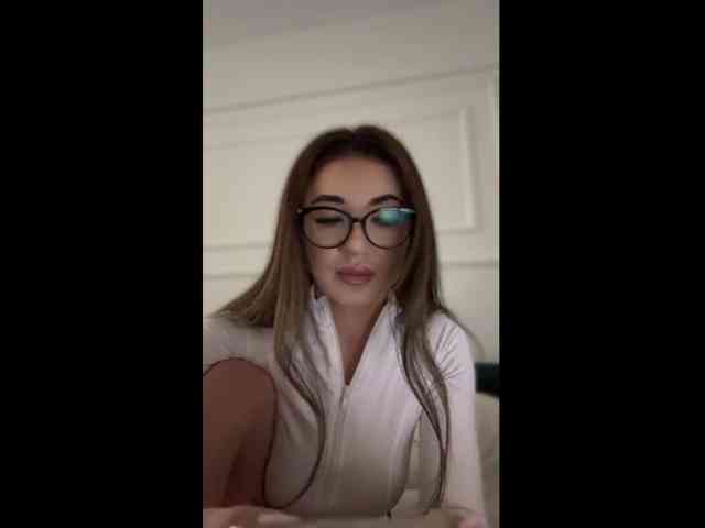 Modella: IvyyXOXO