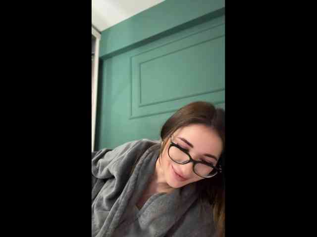 ivyyxoxo's live room