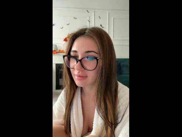 IvyyXOXO webcam