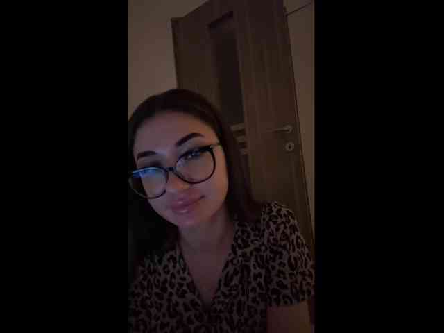 Modella: IvyyXOXO