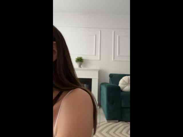IvyyXOXO webcam