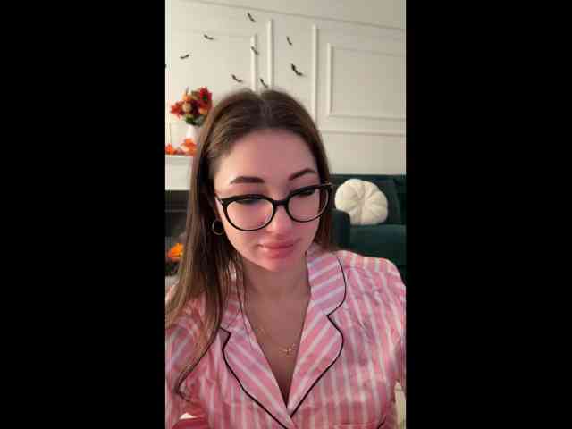 IvyyXOXO webcam