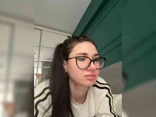 IvyNoirr webcam
