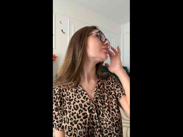 Modella: IvyyXOXO