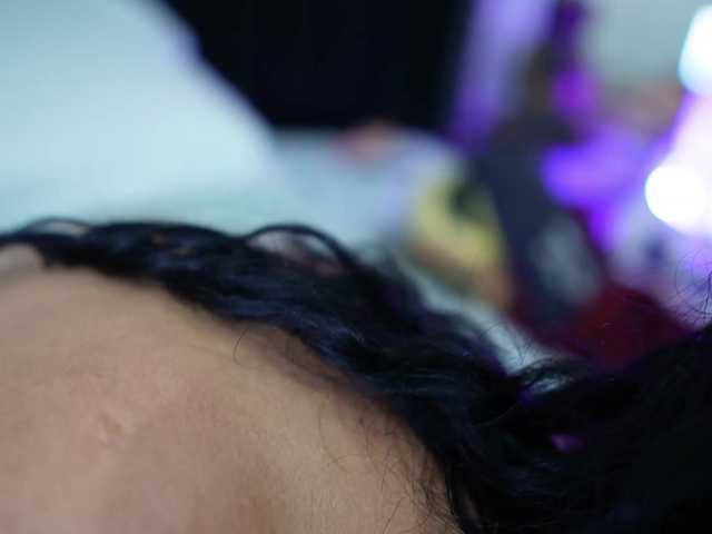 Hotlatinateacher live cam on BongaCams