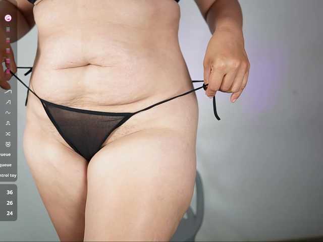 Hotlatinateacher live cam on BongaCams