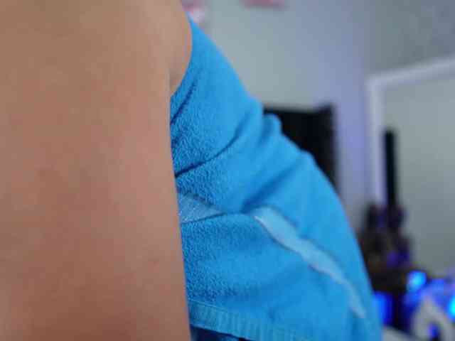 Hotlatinateacher webcam