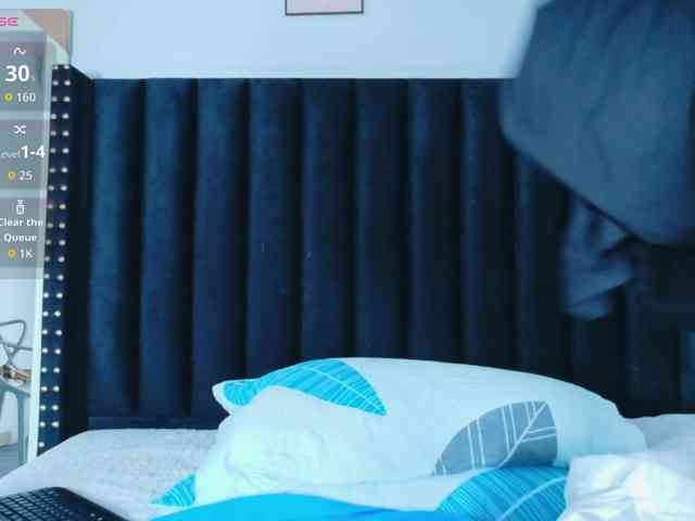 Hotlatinateacher webcam