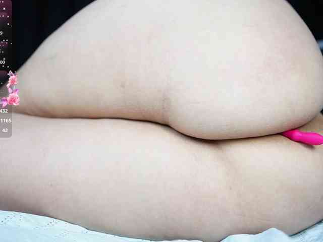 Hotlatinateacher webcam