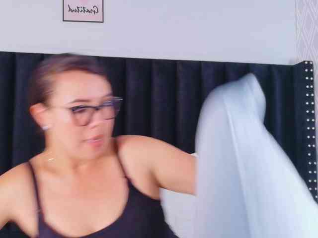 Hotlatinateacher webcam