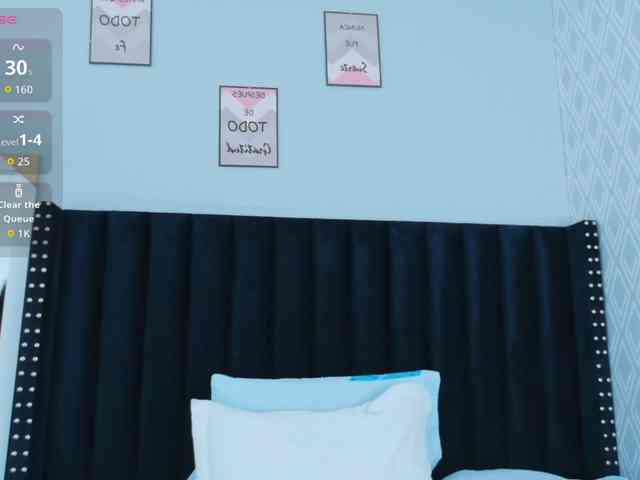 Hotlatinateacher webcam