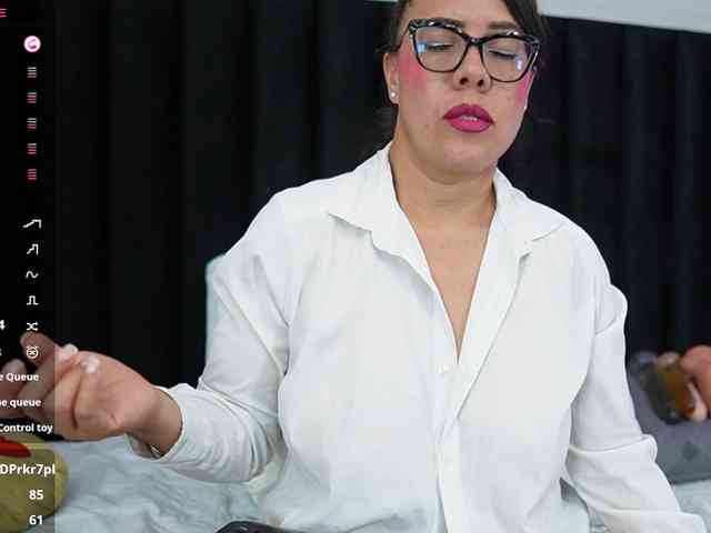 Hotlatinateacher webcam