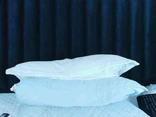 Hotlatinateacher webcam