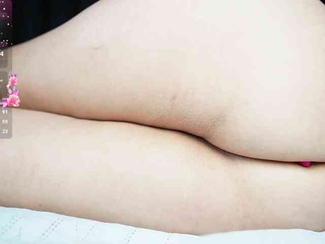 Hotlatinateacher webcam