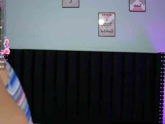 Hotlatinateacher webcam