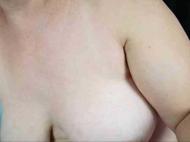 Hotlatinateacher webcam